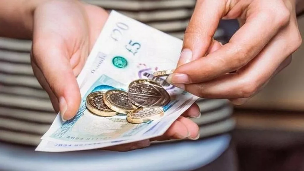 DWP Credit Payment 2025